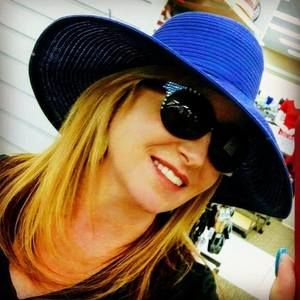 Meet your Posher, Serena